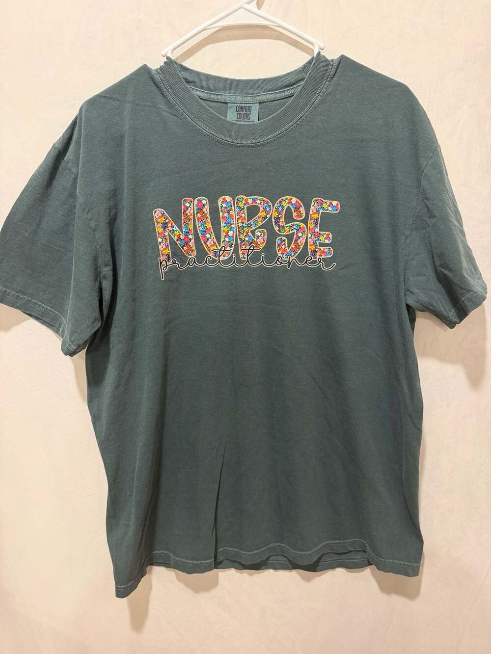Comfort Colors Wildflowers Nurse Practitioner T-Shirt size Large